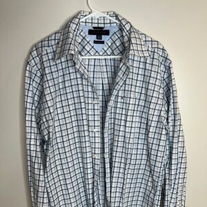 Tommy Hilfiger button up men’s Large